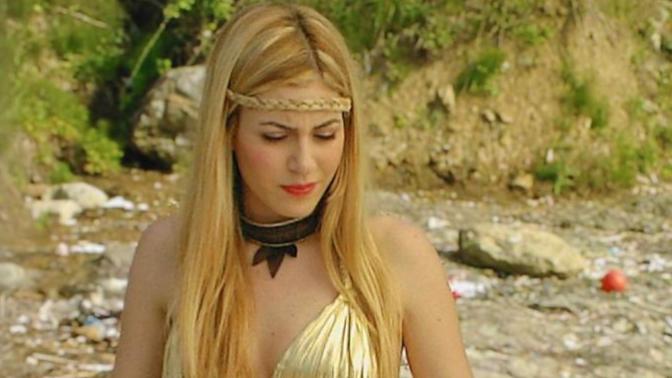 19 yaşında ki aleyna tilki mi yoksa sinem kobal in 19 yaşında ki hali mi daha güzel?