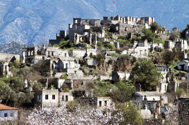 Terk edilmiş bir masal şehri Kayaköyü (levissi) gezdiniz mi?