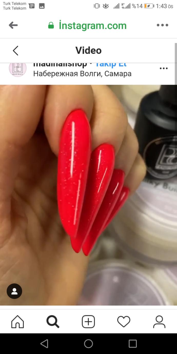 Tırnağa farklı renkler mi yoksa tek renk mi daha güzel durur?💅🏾?