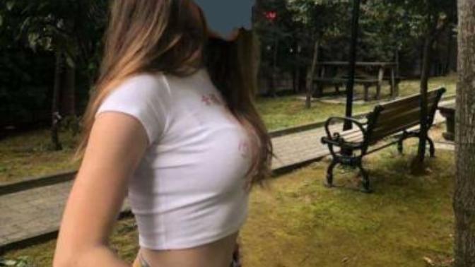 Bu göbek dekoltesi güzel mi?