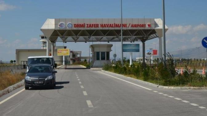 Kütahya Zafer Havalimanı garanti edilen yolcu sayısı 1 milyon 963 bin, gerçekleşen ise 87 bin. Zarar büyük! Ne düşünüyorsunuz?