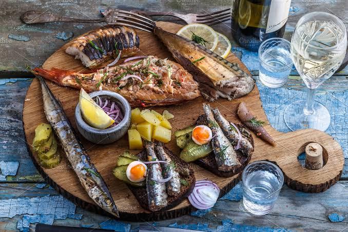 Balığın yanına en çok yakışan meze hangisi?