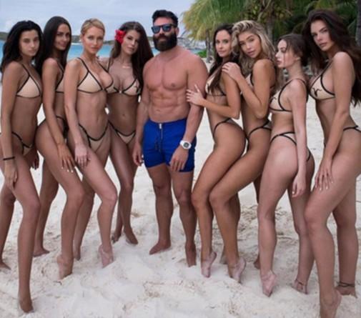 Dan Bilzerian yeni yıla  500 kadınla girmeyi planlıyormuş, siz yeni yıla nasıl girmeyi planlıyorsunuz?