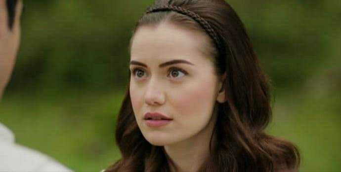 Hilal Altınbilek mi daha güzel Fahriye Evcen mi?
