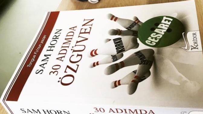 30 Adımda Özgüven kitabını okuyan var mı?