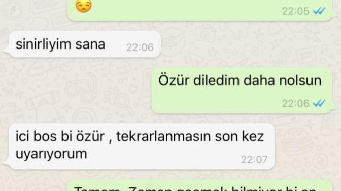 Eşim , annesine saygısızlık yaptığım için bana çok soguk davranıyor , sizce haklı mı?