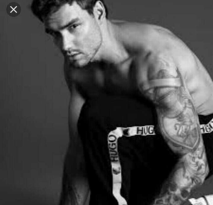 Sizcede liam payne çok güzel tatli digil mi?