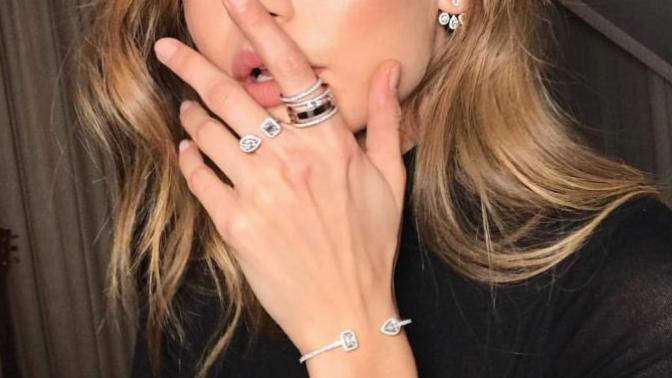 Gigi Hadid mi Hande Erçel mi?