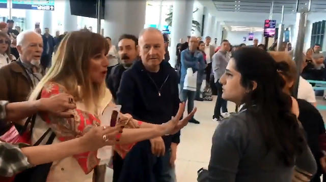Vücut çatlakları hostes olmaya engel midir?