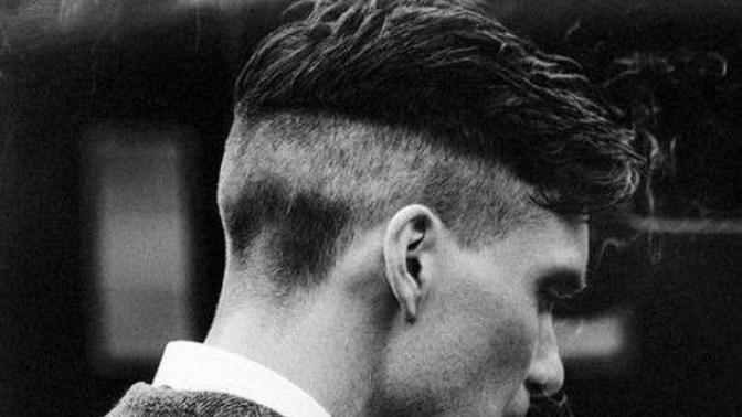Thomas Shelby'nin saçı nasıl tarif edilir?