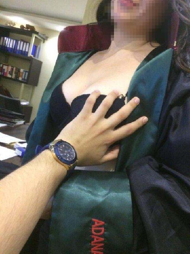 Adanada Avukat cübbesiyle seksi poz veren kişi hakkında ne düşünüyorsunuz?