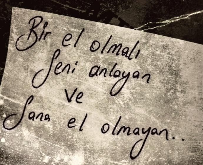 Yâr ile muhabbet etmeye dahi bu hayat yetmezken seni anlamayan ağyâr ile ömür sermayeni harcamak beyhude değil midir?