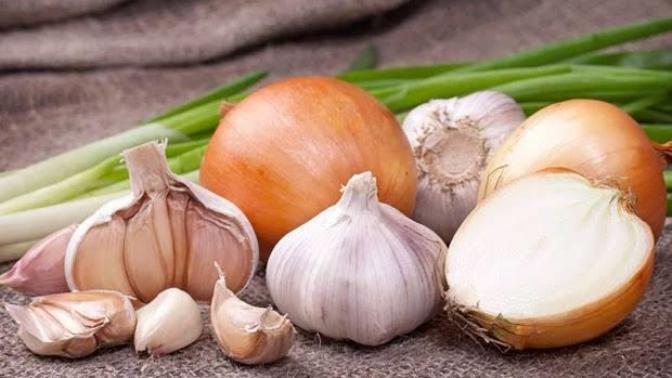 Yemeklerinizde ve sofranızda soğan, sarımsak olması sizi rahatsız eder mi?