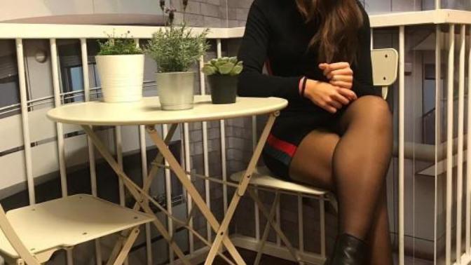 İnce çorapla Kısa bot mu, çizme mi daha seksi oluyor?