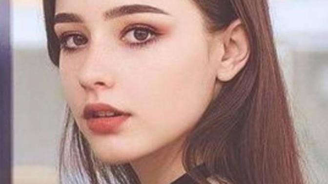 Bu kız güzel mi değil mi sizce?