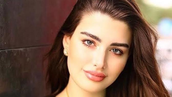 İri gözlü kalın dudaklı kız mı badem gözlü ince dudaklı kız mı güzeldir?