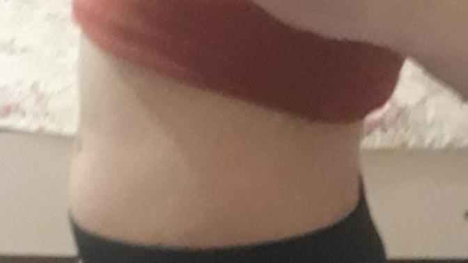 45 kiloyum 1 2 aydır karnım resimdeki gibi şiş, spor yapsam da geçmiyor. Bu nedir göbek midir ne ypmalıyım?