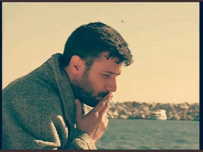 5 yıldızlık adam Azer Bülbül 3 yıldızlık bir otelde kalp krizi geçirerek hayatını kaybedeli 8 yıl oldu