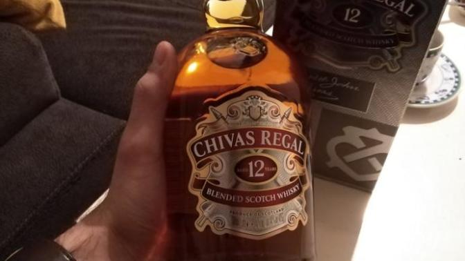 Bunu story olarak atarsam sewdiqim kız etqilenir mi sizce?