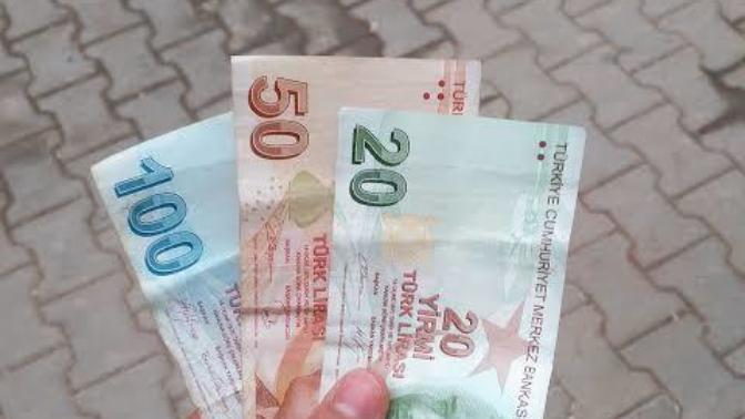 Yolda para bulsan ne yaparsın?
