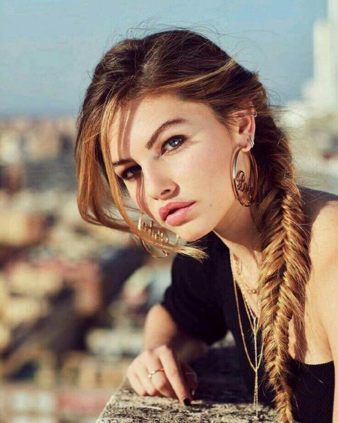 Thylane Blondeau güzel mi sizce?