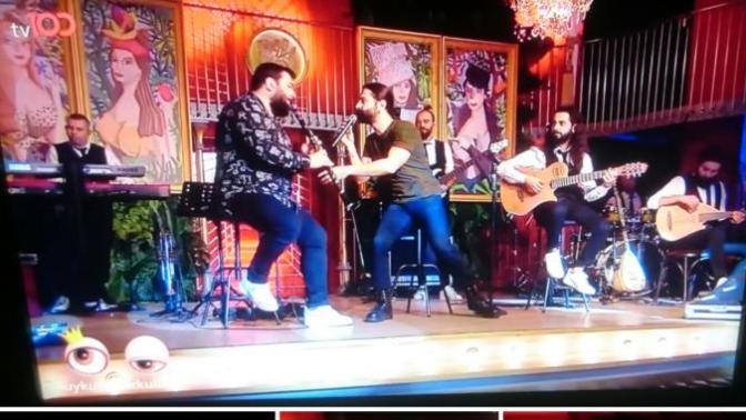 "Sorma ne haldeyim, Sorma kederdeyim, Sorma yangınlardayım zaman zaman.."🎶 Ben size sorayım, ne haldesiniz?