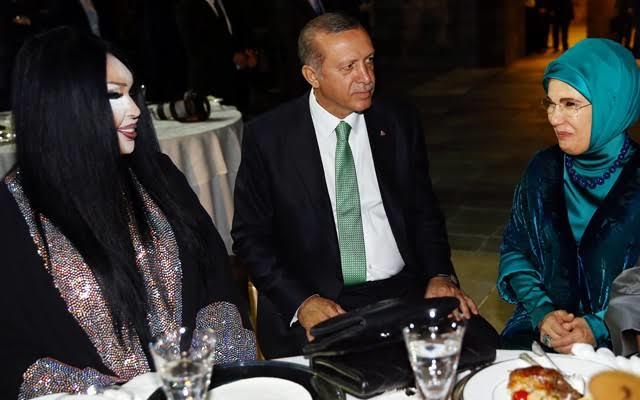 LGBT’liler (Lezbiyen, Gay, Biseksüel, Transgender) en çok hangi siyasi partiyi destekliyorlar?