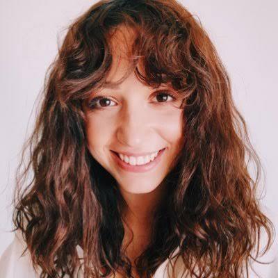 Zeynep Bastık sevenlerden misiniz nefret edenlerden mi?