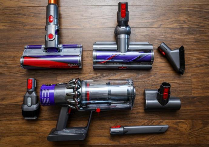 Dyson süpürge aparatları