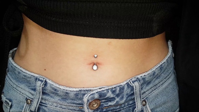 Göbek Piercingi Yaptırmak Çok Acıtır mı?