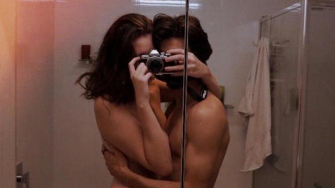 Çiftlerin birbirlerine nude atması o ilişkiyi nasıl etkiler?