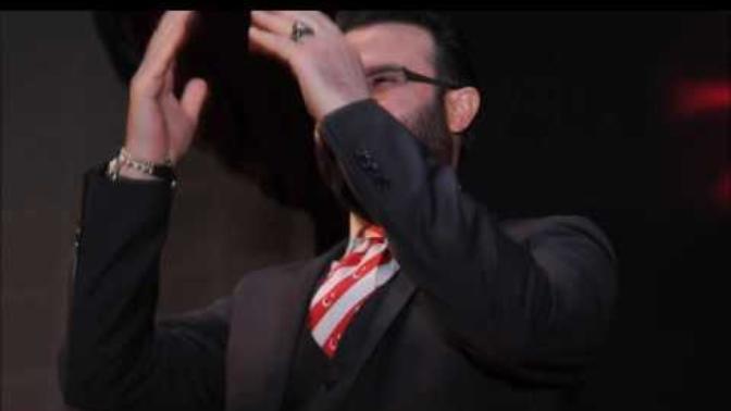 "Zaman her şeyi çürütür mü"?