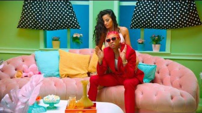 Bu şarkının yeni versiyonu kimler hatırlar macarena yi?