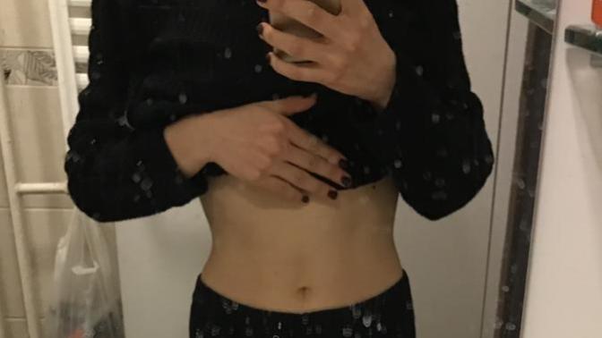 Sizce bel kıvrımım var mi yoksa yağ bezesi gibi mi duruyor10kg vermeden önce arkadaşım kütük gibi belin vardemişti çok üzülmüştüm?