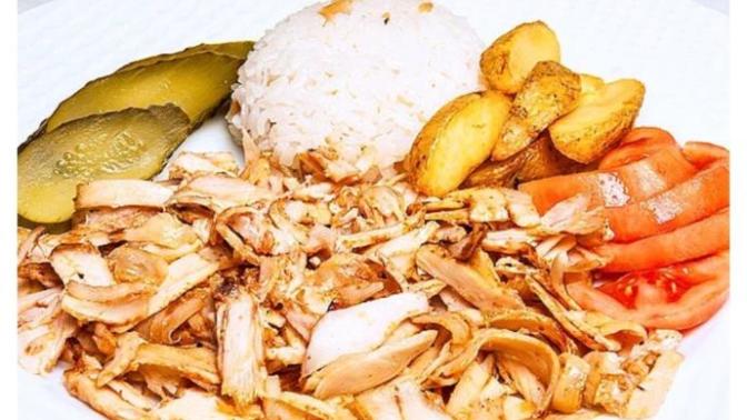 Sevgiliyle tavuk döner yenir mi?