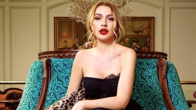 Hadise olay videolarına yenisini ekledi! Öz güven için güzel fizik şart mı?