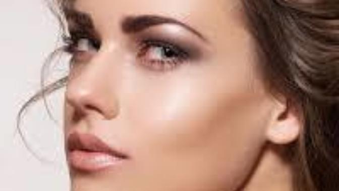 Sert ve keskin yüz mü, yumuşak ve baby face mü hangisi daha çekici?
