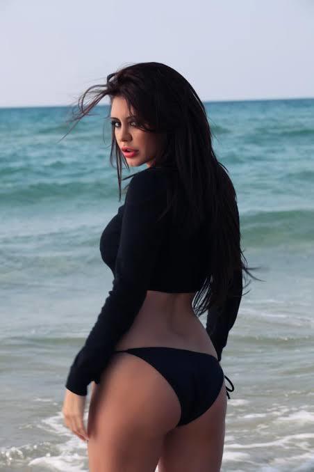 Ebru Polat mı daha seksi Hadise mi?