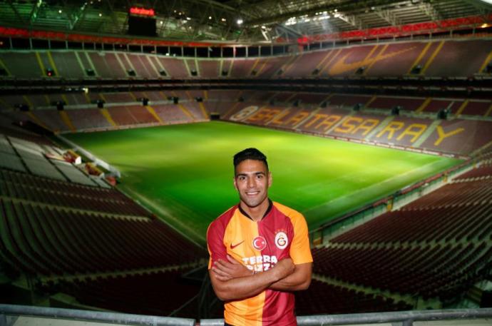Radamel Falcao Sizce Yakışıklı Değil mi Yaa?