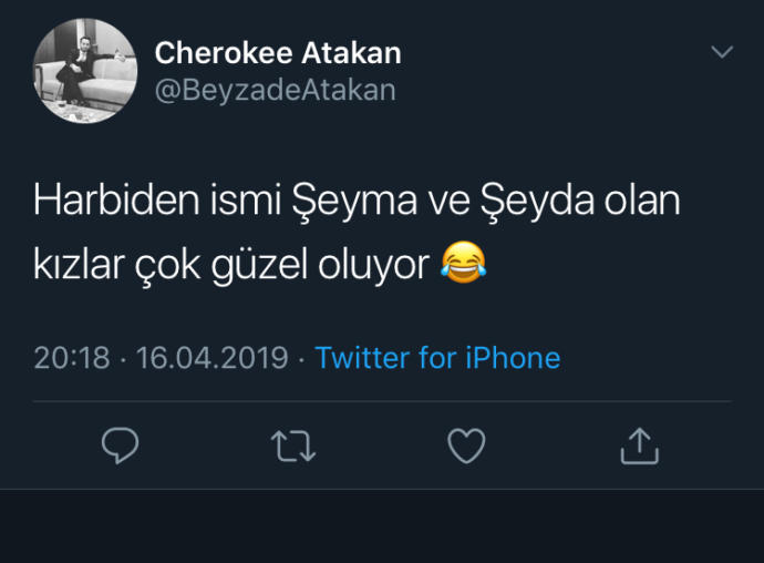 İsmimi ŞEYMA olarak değiştireceğim anlamı kötü değiştirmek zorundayım nasıl sizce ayrıca böyle komik tweeetler buldum?