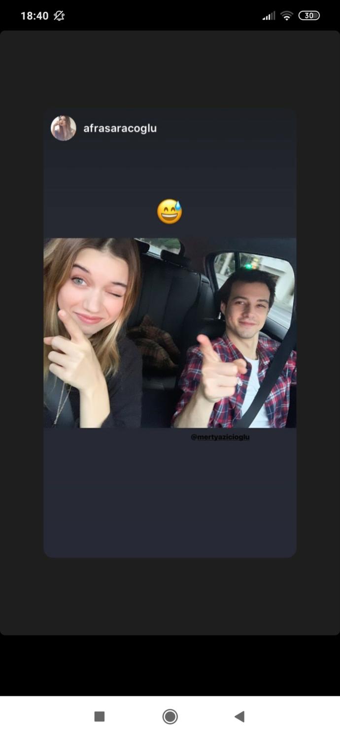 Sence yakışıyorlar mı? Kardeş gibiler birbirine benziyorlar 😉