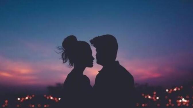 Romantik misin?