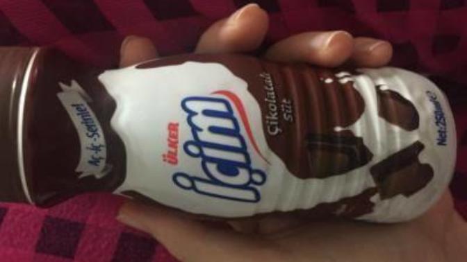Çikolatalı süt fabrikası olan biri  var mı ?
