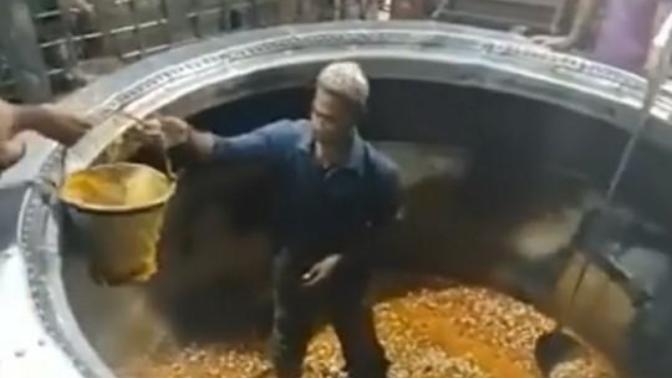 Bu hintliler neden bu kadar pis?