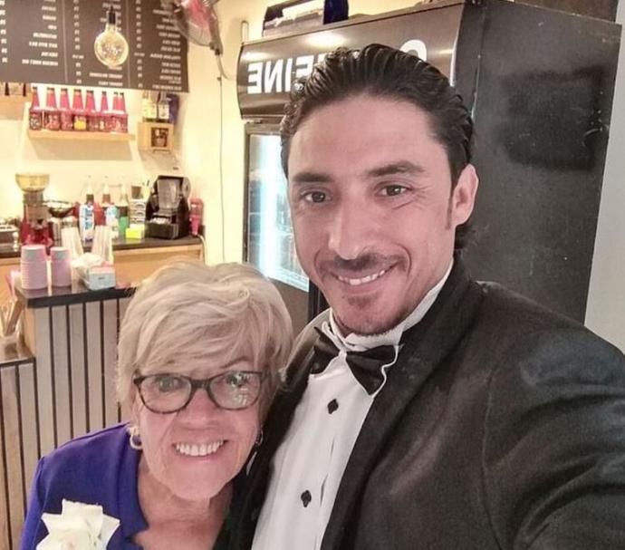 Gerçek Aşk ; 80 yaşındaki kadın 35 yaşındaki sevgilisiyle evlilik hazırlıkları yapıyor. Böyle bir aşk olabilir mi?