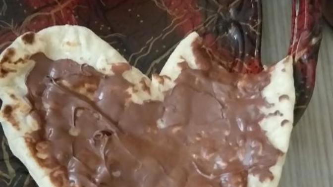 Ekmek arası çukulata tatlı yerine geçer mi?