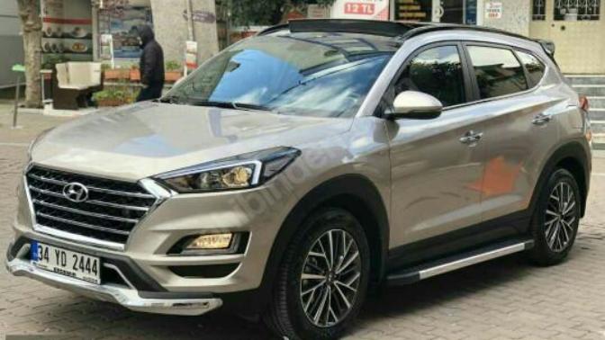 (Mercedes Gla , 3008, Tucson) Sizce hangisi tercih edilir? Kızlar sizde görsel olarak yorumlarmısınız?