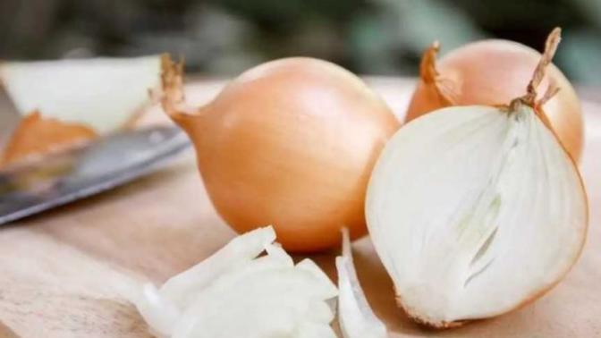 Neden soğan doğramak ağlatıyor?
