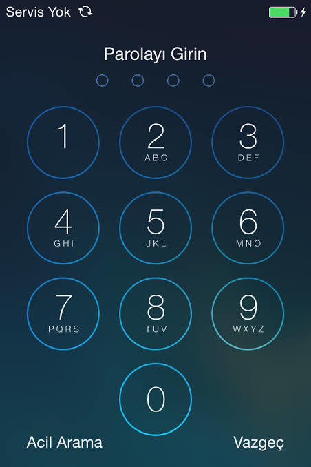 Evlendikten sonra telefonunuzda yine şifre olur mu?
