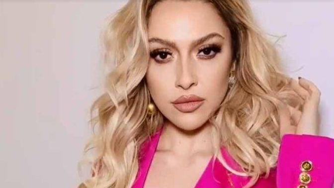 Hadise Cosmopolitan dergisi için poz verdi, sosyal medya sallandı! Hadise'nin son paylaşımını nasıl buldunuz?